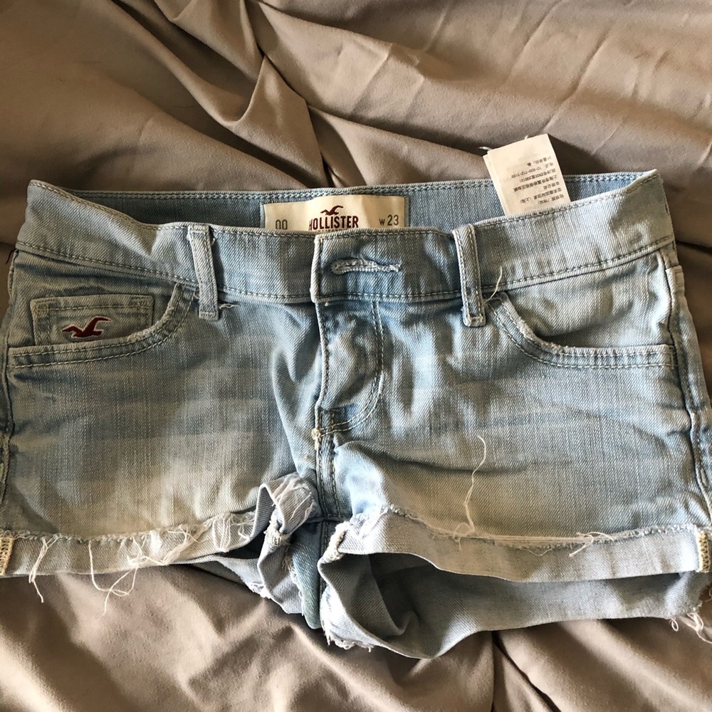 Hollister jean shorts